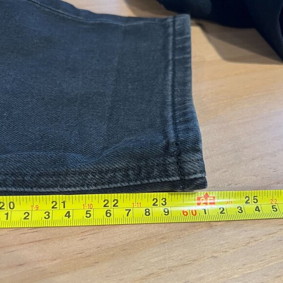 Lauren Ralph Lauren Petite Mid-Rise Tapered Jeans - Sz 8 PETITE Deep Black - Picture 11 of 12